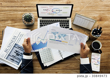 Graphic of diagram problem solution strategy 30849473