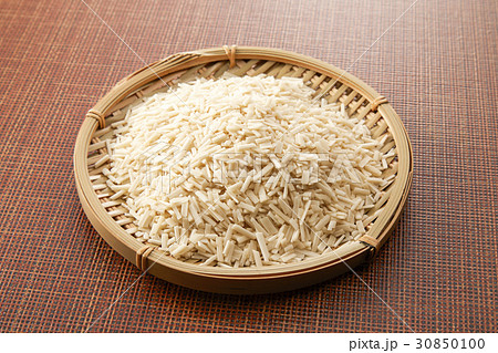 稲庭うどんの切れ端 30850100