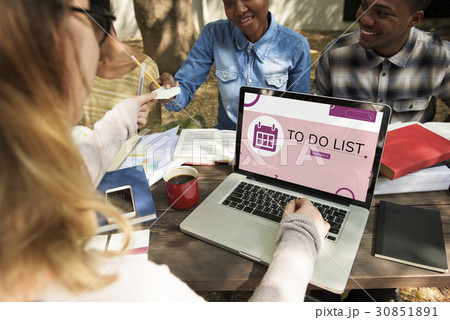 Illustration of personal organizer reminder calendar on laptop Illustration of personal organizer reminder calendar on laptop 30851891