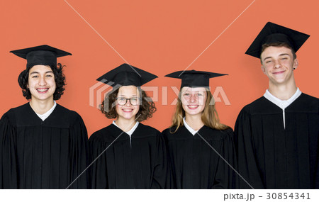 Graduate student are standing together 30854341