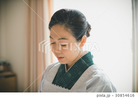 woman during pregnancy or shortly after childbirth woman during pregnancy or shortly after childbirth 30854616