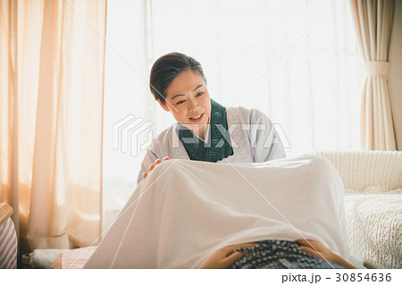 woman during pregnancy or shortly after childbirth woman during pregnancy or shortly after childbirth 30854636