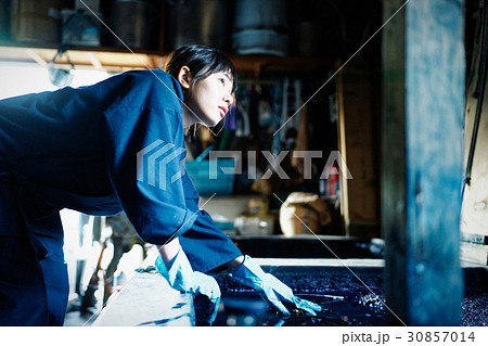 藍染　手捺染　染色　女性 30857014