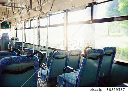 バスの車内 30859587