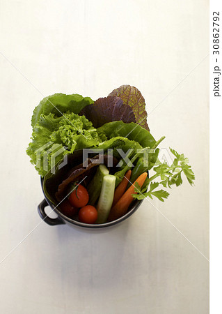 マスタードの葉 新鮮 食べ物 30862792