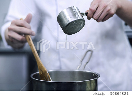 人 人間 シェフ 30864321