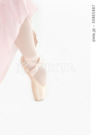 足 バレエ バレリーナ 30865887