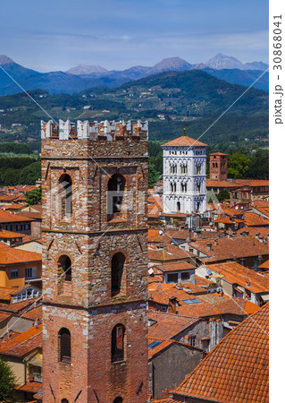 Panorama of Lucca Italia 30868041