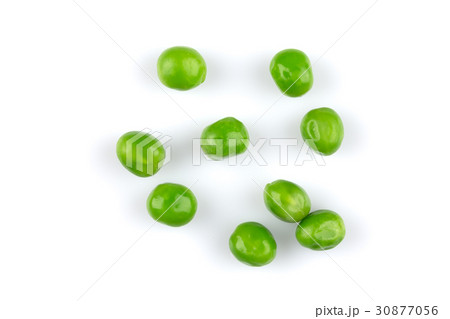 Pile of green wet pea 30877056