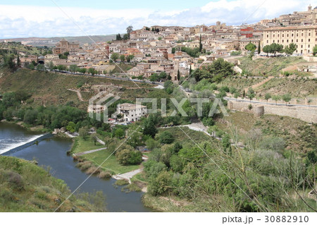 スペインの古都トレド スペインの古都トレド 30882910