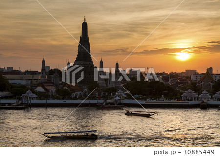 Wat Arun Temple at sunset. Bangkok. Thailand. 30885449