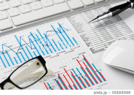 Preparing average sales report Preparing average sales report 30888986