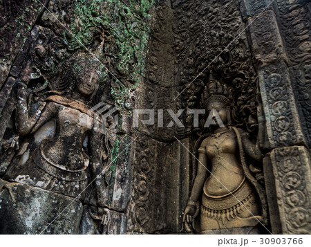 Bayon temple in Angkor Thom, Siemreap, Cambodia 30903766