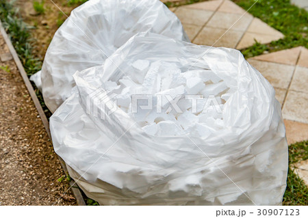 リサイクル 発泡スチロールの切断 リサイクル 発泡スチロールの切断 30907123