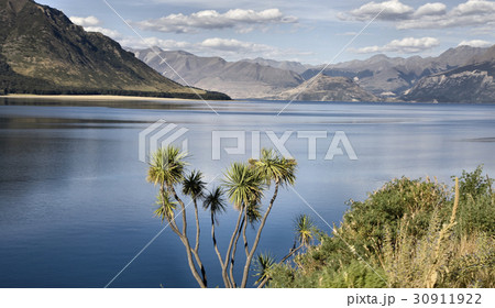Lake Hawea New Zealand 30911922