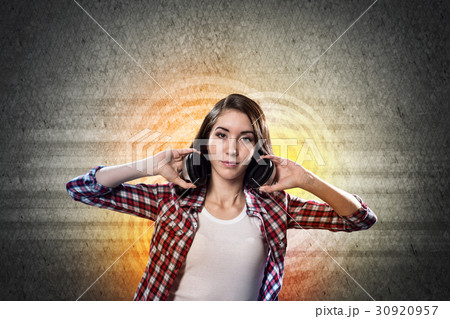 Music lover Music lover 30920957