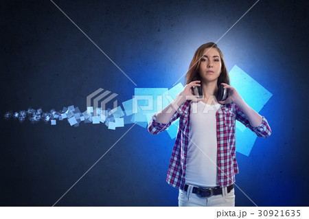 Music lover 30921635