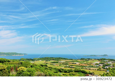 佐賀県　加部島からの青空風景 30923472