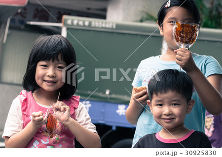 キッズ 子供 小さい子 30925830