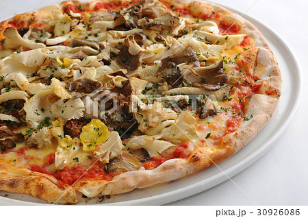 きのこのピザ イタリア料理 きのこのピザ イタリア料理 30926086
