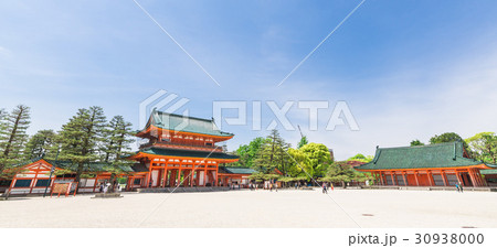 京都　平安神宮　應天門と額殿 30938000