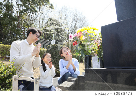 お墓参り お墓参り 30938473