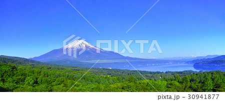 新緑の山中湖パノラマ台からのパノラマ 新緑の山中湖パノラマ台からのパノラマ 30941877