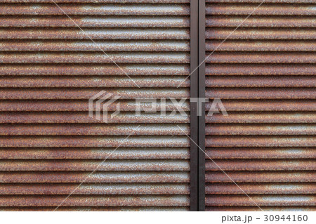 潮風で錆びた戸 30944160