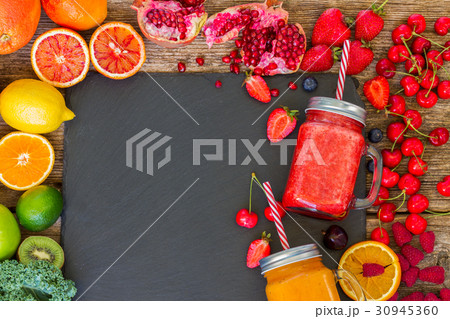 Fresh smoothy drink with igredients Fresh smoothy drink with igredients 30945360