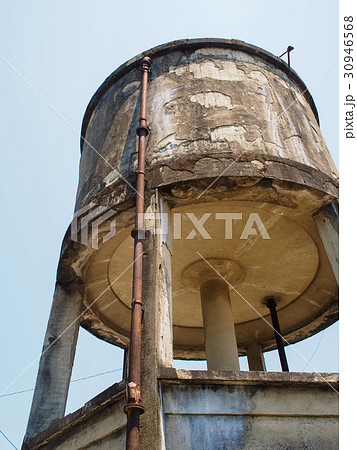 旧陸軍花房飛行場高架水槽（戦争遺構） 30946568