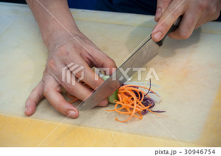 hands preparation rolled vegetable sushi hands preparation rolled vegetable sushi 30946754