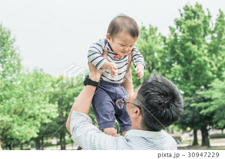 家族　父と子 30947229
