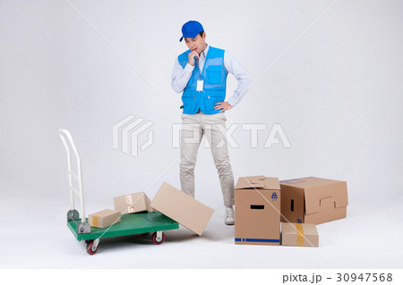 A delivery man 054 A delivery man 054 30947568
