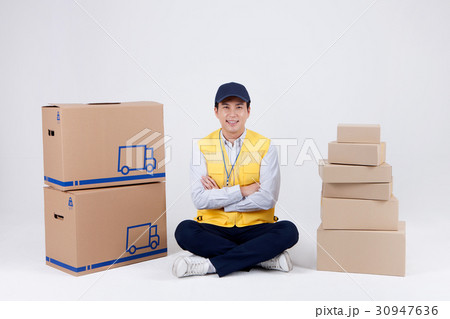 A delivery man 126 30947636