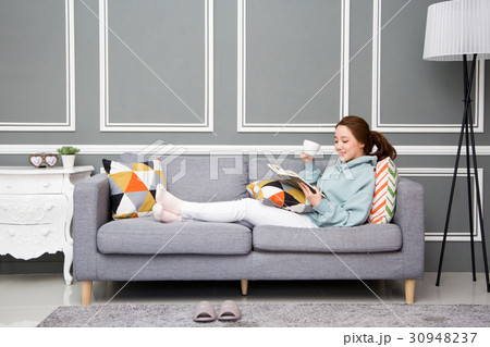 Woman life 255 30948237