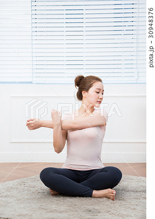 Woman life 380 30948376