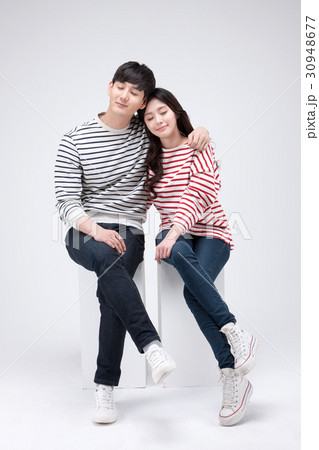 Couple 107 30948677
