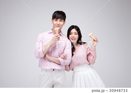 Couple 129 Couple 129 30948733