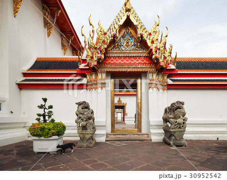 涅槃仏 寝釈迦仏 リクライニング仏陀 30952542