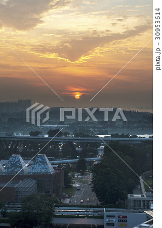 Sunrise in Singapore 30953614