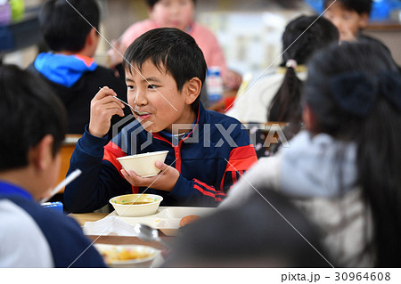 給食 給食 30964608