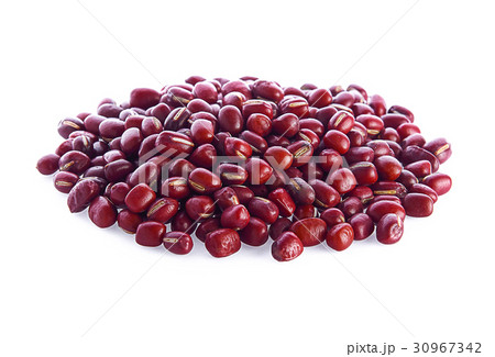 Red azuki beans in wooden bowl on white Red azuki beans in wooden bowl on white 30967342