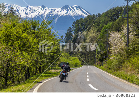 長野県　開田高原　御嶽山 30968323