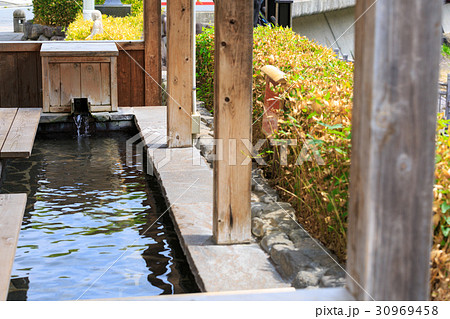 【静岡】修善寺の足湯　河原の湯 30969458