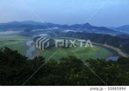 雲 木 山 30983994
