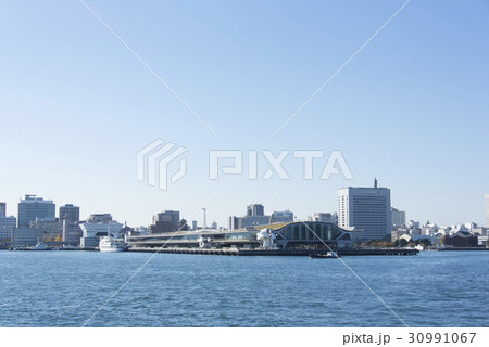 海上から見る、横浜港大さん橋 30991067