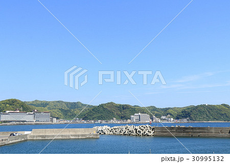 千葉県鴨川市 安房小湊 内浦海岸 千葉県鴨川市 安房小湊 内浦海岸 30995132