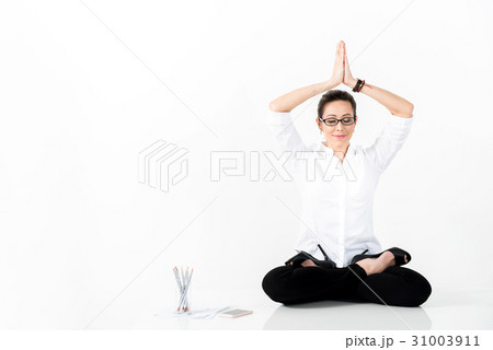 Outgoing woman recuperating after job Outgoing woman recuperating after job 31003911