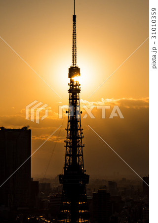 東京タワーと東京都心の夕景 ・ダイヤモンド東京タワー 東京タワーと東京都心の夕景 ・ダイヤモンド東京タワー 31010359