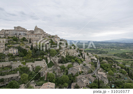 曇りのゴルド-フランス 31010377